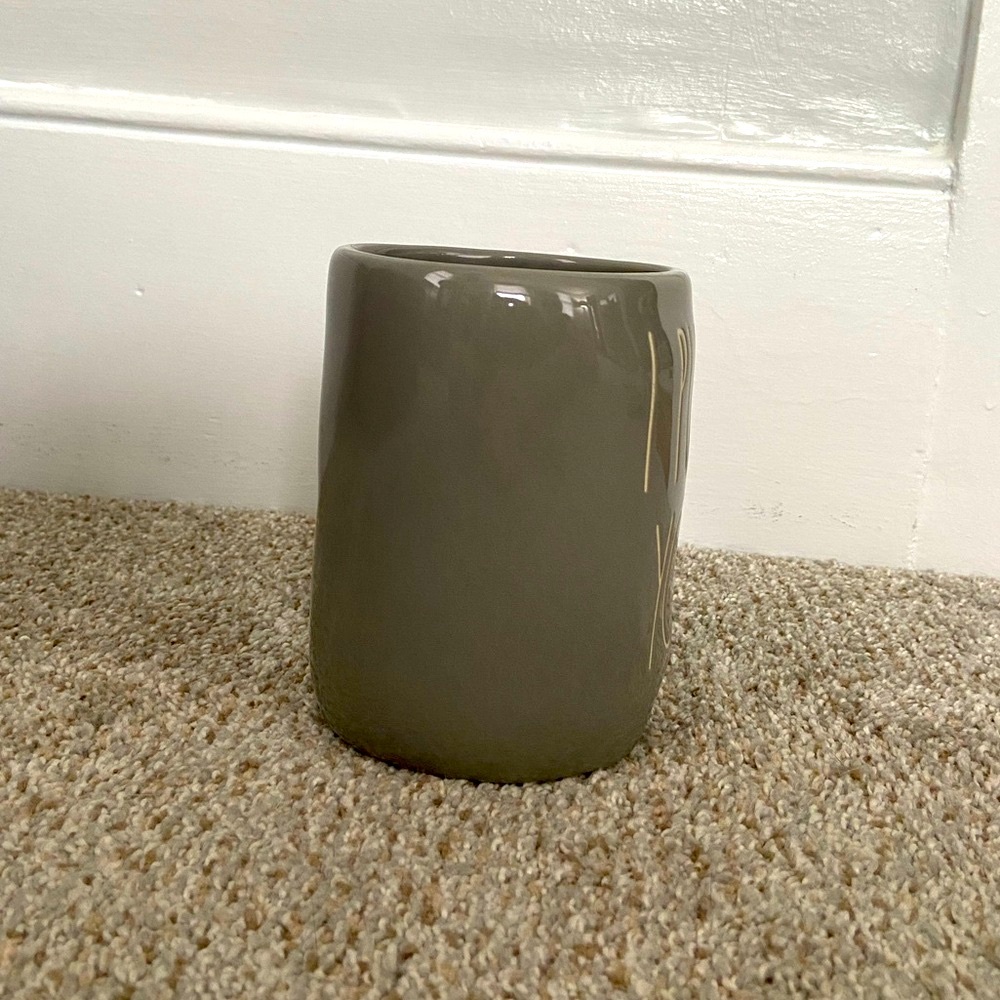 Rae Dunn I Purr You Mug - Picture 4 of 7
